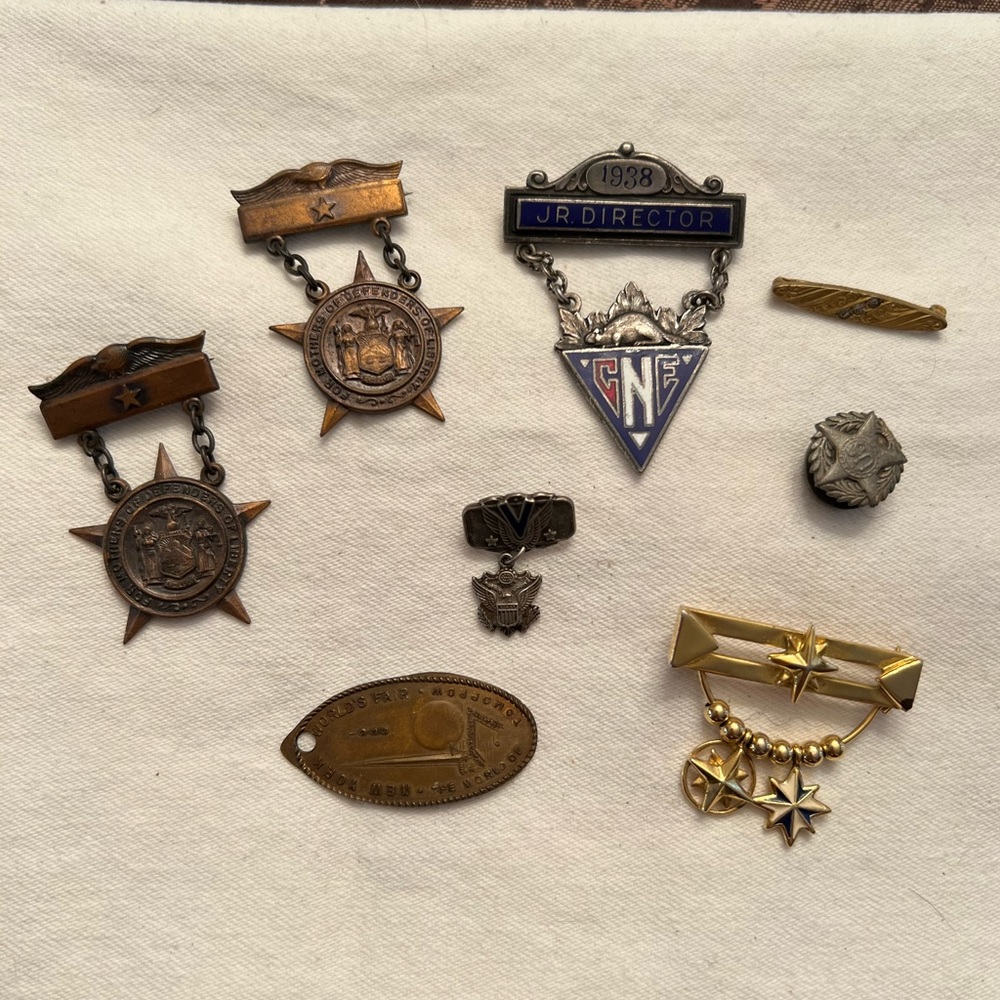 CNE (Canadian National Exhibition) 1938 Pin with Worlds Fair